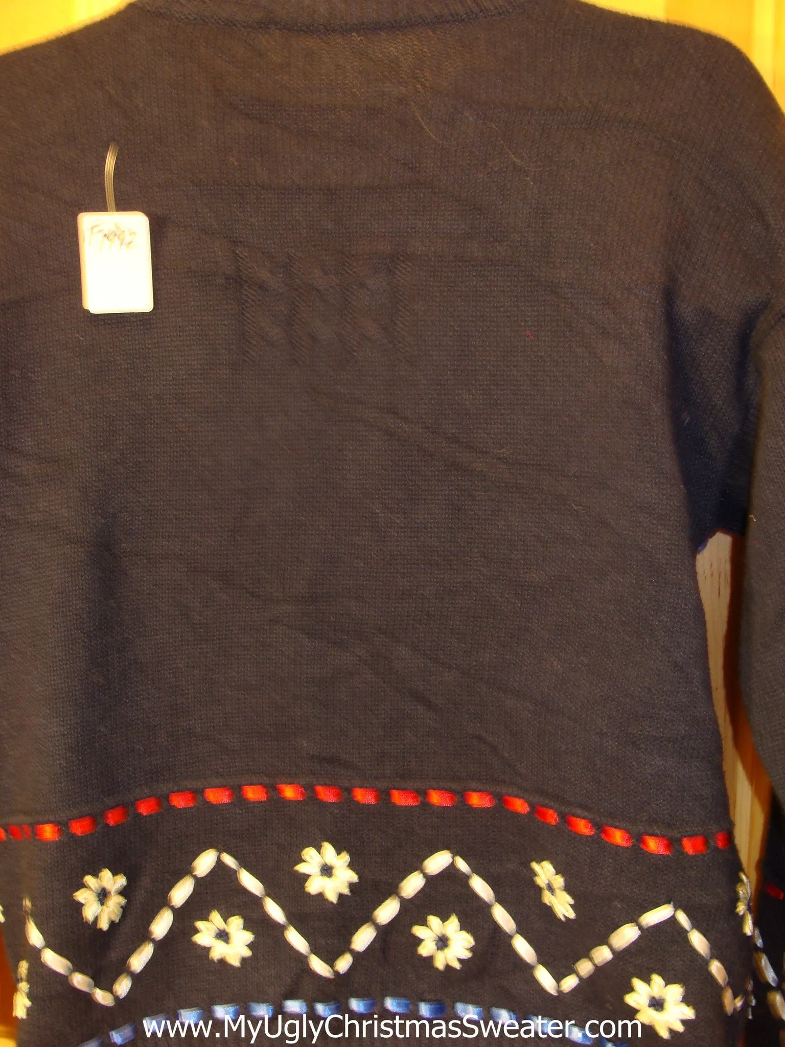 Christmas Sweater Cardigan with Pointy Flowers
