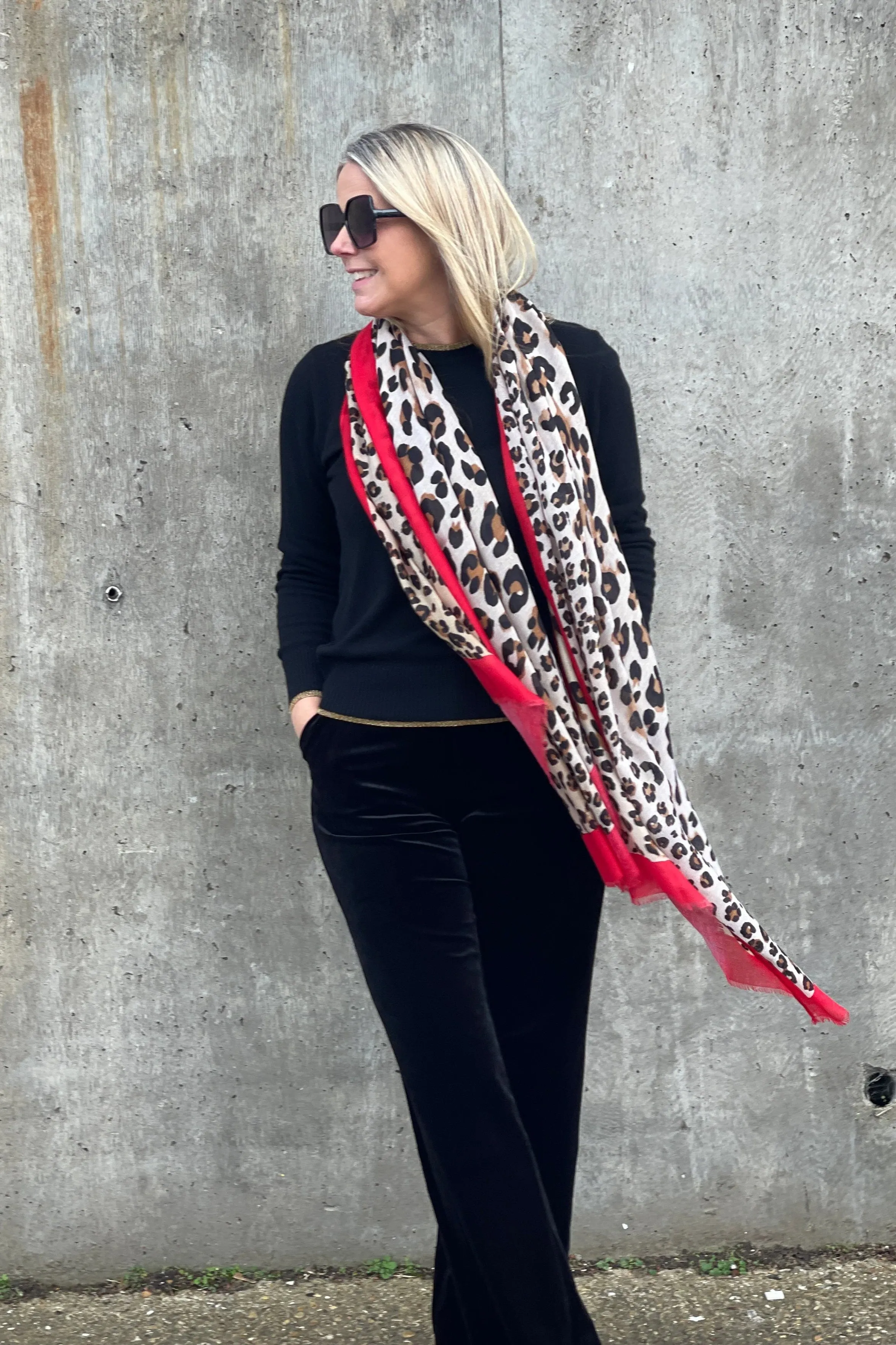 Leo Print Bright Border | Red