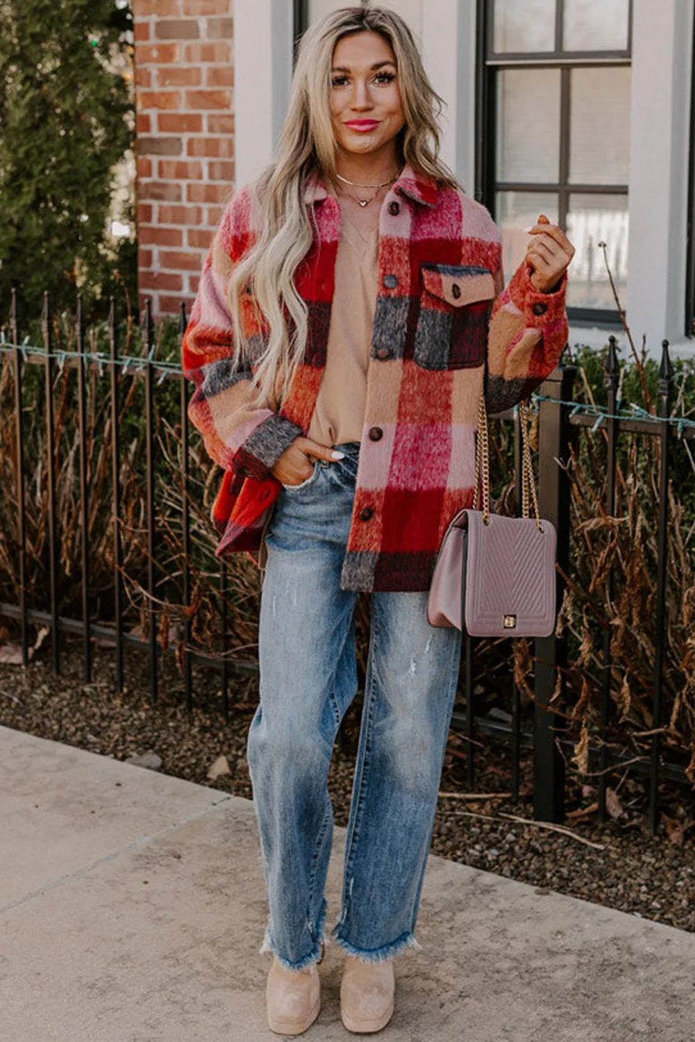 Trendy Plus Size Plaid Fleece Jacket with Pockets